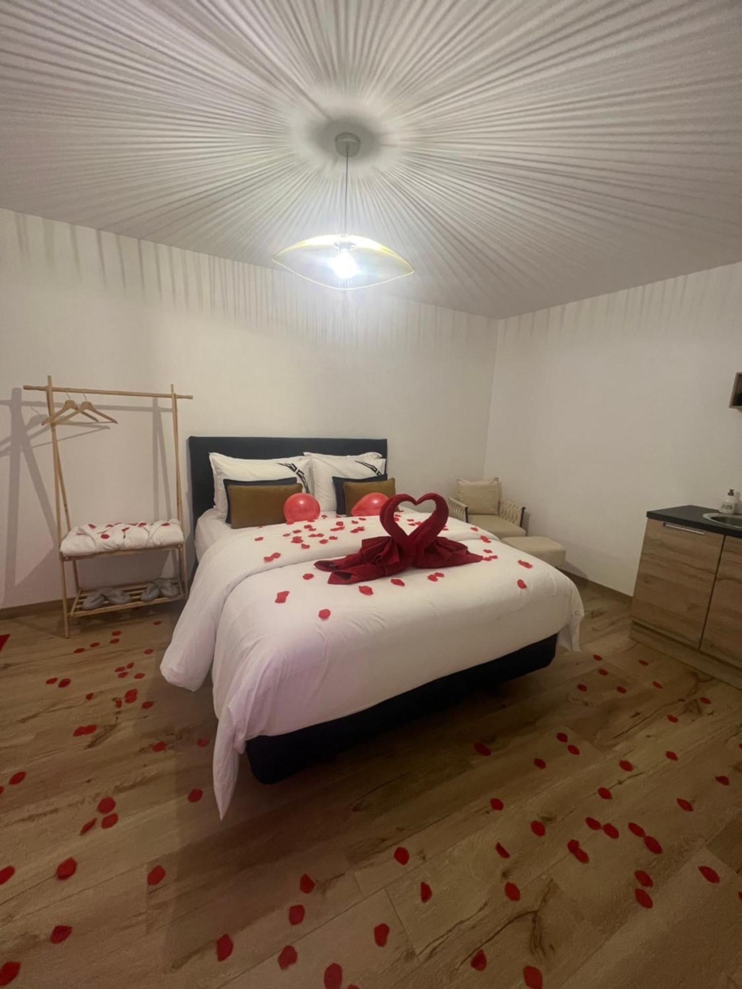 Evasion Spa 10 Saint-Lyé المظهر الخارجي الصورة